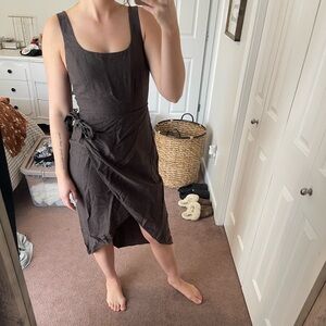Aritzia Saturn Midi Dress